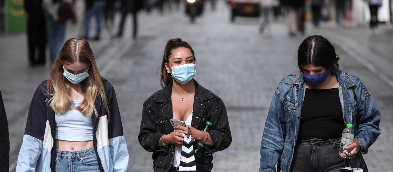 Το σχέδιο για την άρση του lockdown: Τι «ανοίγει» μετά την εστίαση - Πότε θα καταργηθεί το άσκοπο μέτρο των SMS